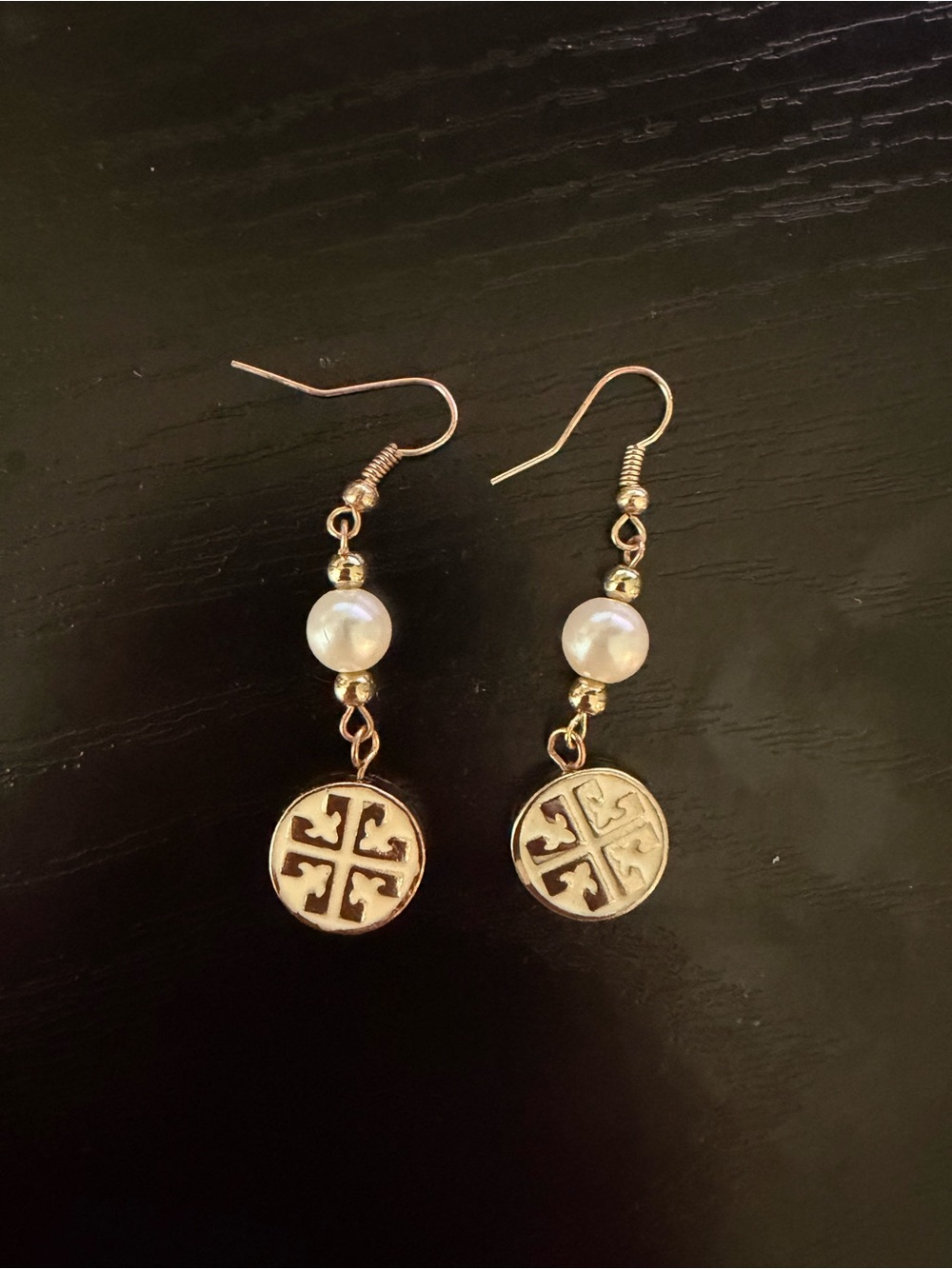 Tory Burch Pearl Drop Earrings Gold Tone Logo Medallion Dangle